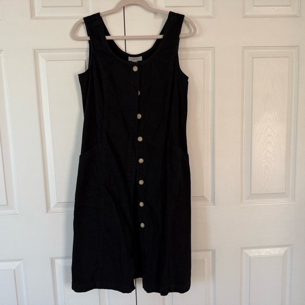Black Button-Down Sleeveless Dress